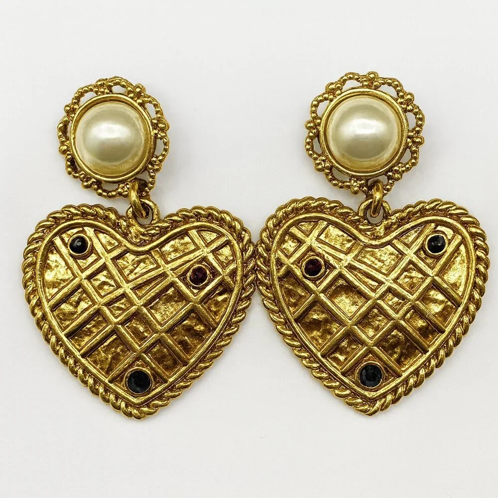Cabi Gold Heart Post Drop Earrings – Vintage Inspired‎